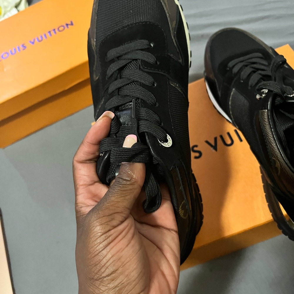 LV sneakers - Picture 2 of 9